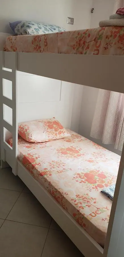 Sofi Apartments Саранда